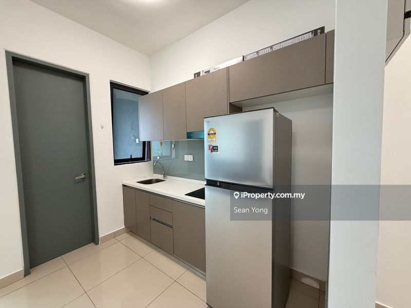 For Rent - Fortune Centra