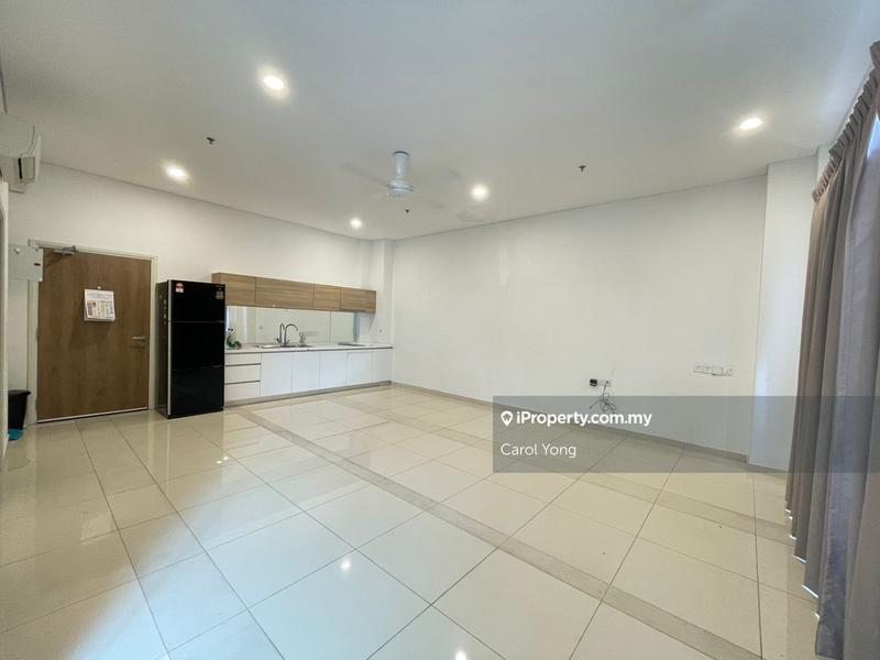 For Sale - Plaza Arkadia