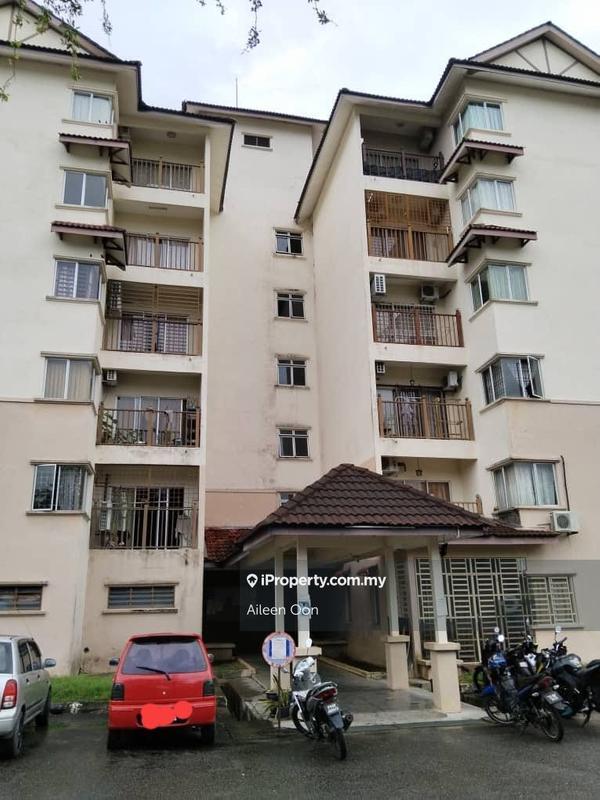 For Sale - Bukit Merah Laketown