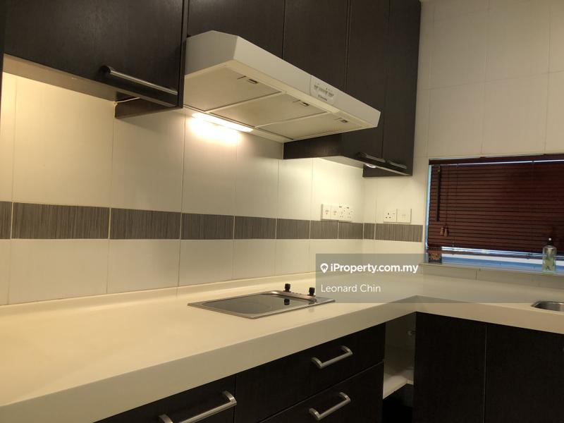 2.5-storey Terraced House for Sale in meadow lake fields, Sungai Besi by Leonard Chin - iProperty.com.my