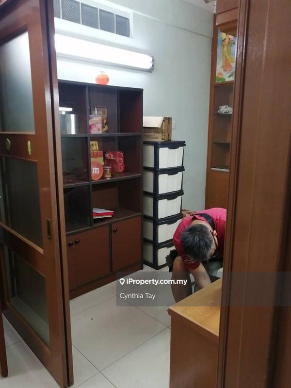 Shop / Office untuk Dijual di Taman Ujong, Jalan Tok Ungku, Seremban oleh Cynthia Tay - iProperty.com.my