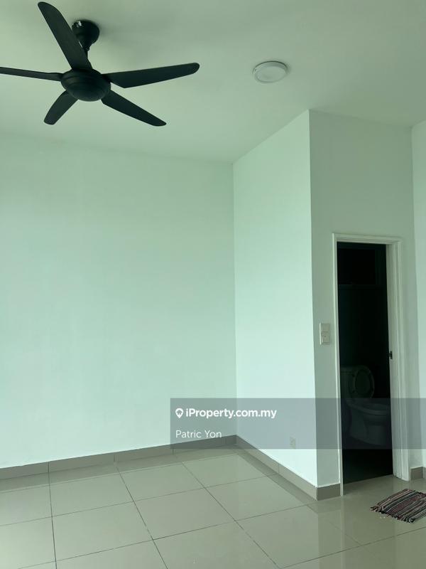 For Sale - Saville D'lake