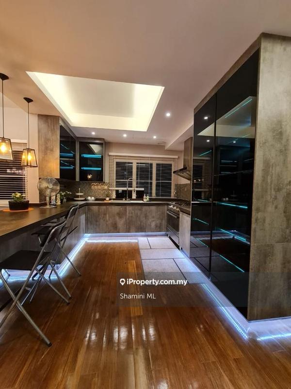 For Sale - Sri Murni