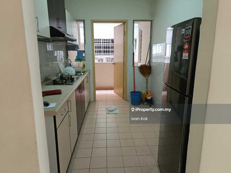 Kondominium untuk Dijual di Puncak Seri Kelana oleh Ivan Kok - Kitchen - iProperty.com.my