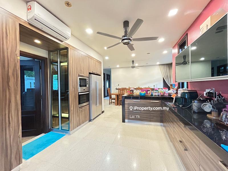 Bungalow House for Sale in Seksyen U1, Glenmarie by Lai Yk - iProperty.com.my