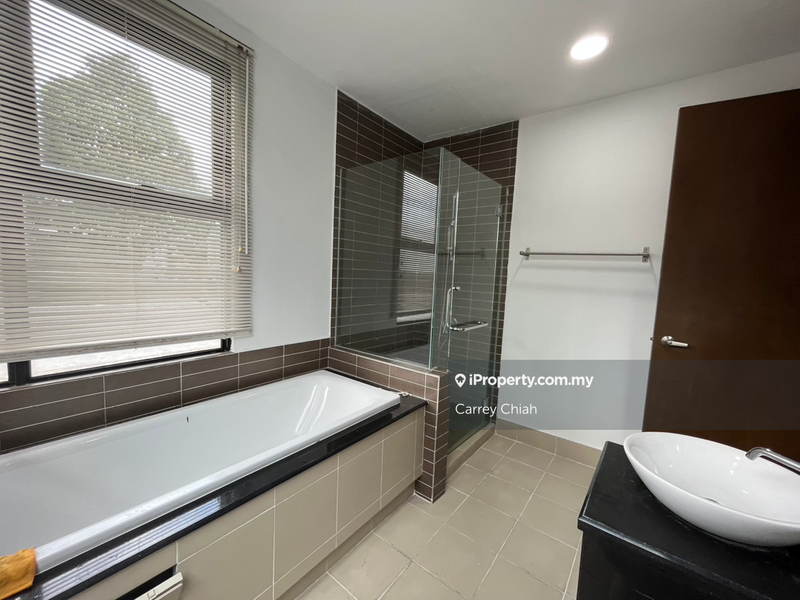 Rumah Berangkai 2.5 Tingkat untuk Disewa di Lake Edge, Puchong oleh Carrey Chiah - iProperty.com.my