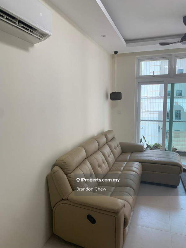 For Rent - Riverine Diamond