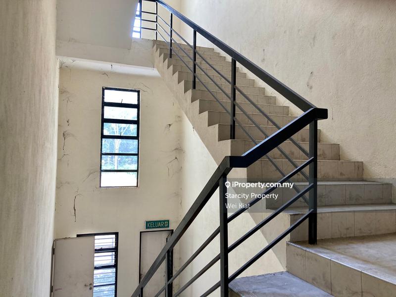 Kilang Berkembar untuk Dijual di Subang Jaya, Selangor oleh Wei Kiat - iProperty.com.my
