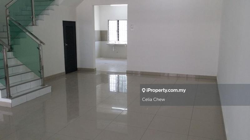 Rumah Berangkai 2 Tingkat untuk Dijual di Semenyih Parklands, Beranang oleh Celia Chew - iProperty.com.my