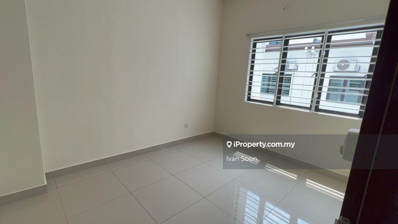 Rumah Berangkai 2.5 Tingkat untuk Disewa di Setia Utama, Setia Alam oleh Ivan Soon - iProperty.com.my