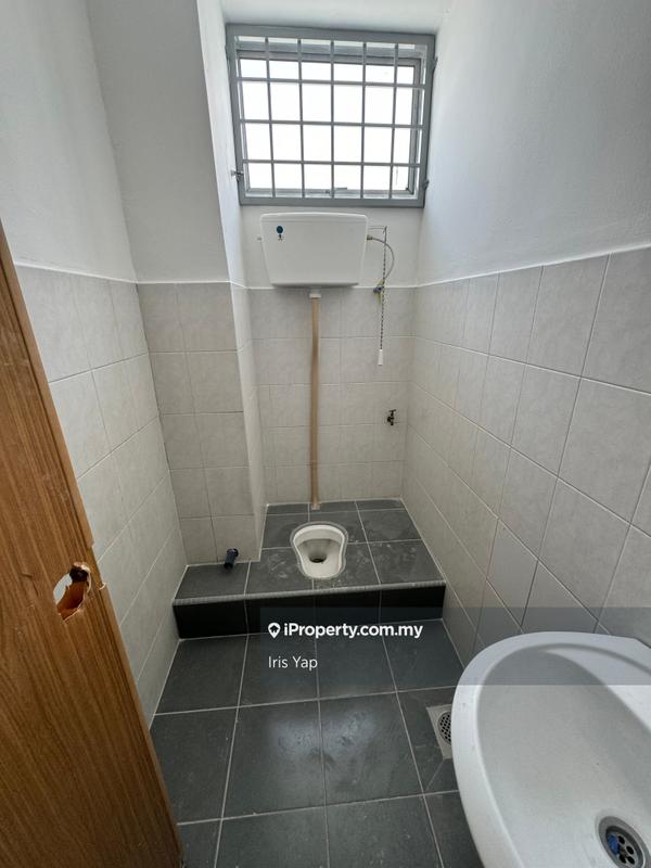 Semi-D Factory for Sale in Taman Perindustrian Taming Jaya, Balakong by Iris Yap - iProperty.com.my