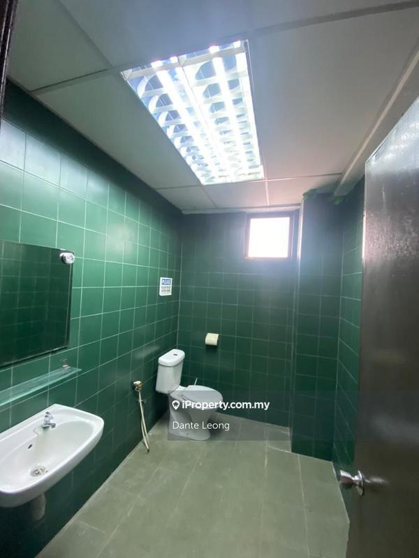 Shop / Office for Sale in Taman Petaling Utama, Petaling Jaya by Dante Leong - iProperty.com.my