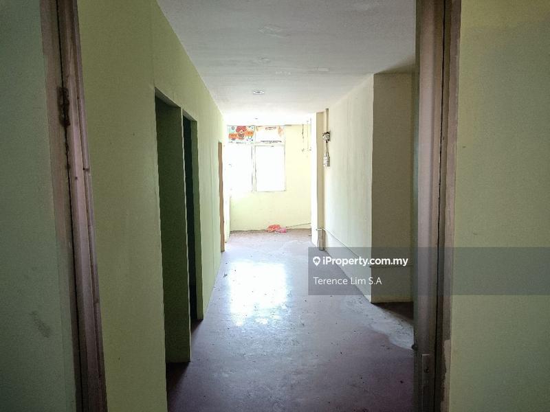 For Sale - 1ST FLOOR, Pusat Perniagaan Raja Uda