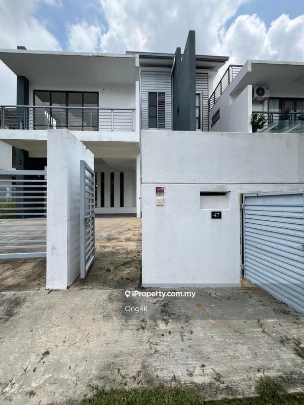 Rumah Berkembar untuk Dijual di Puteri Heights, Rawang oleh OngKK - iProperty.com.my