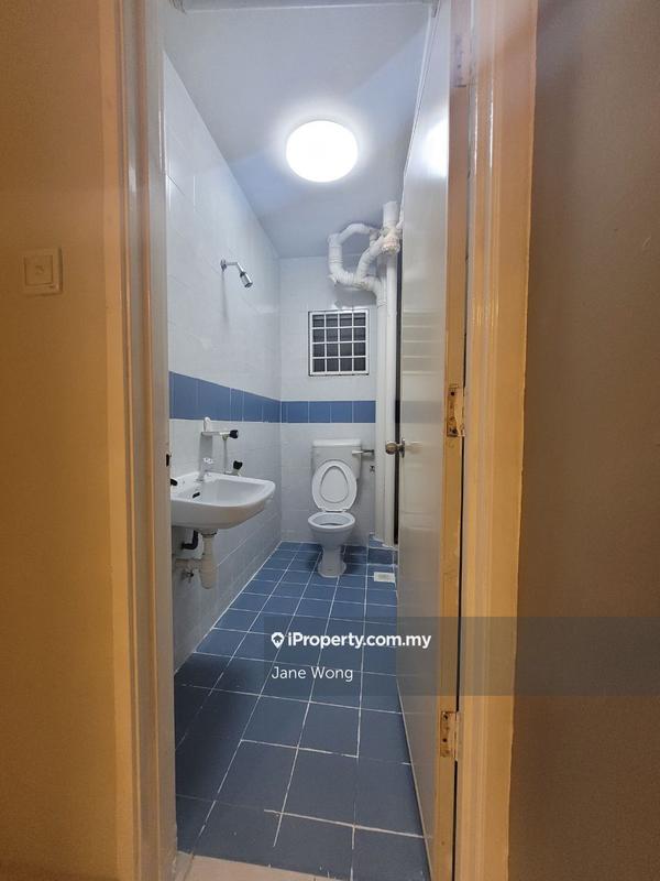 Rumah Flat untuk Dijual di Flora Damansara Flat oleh Jane Wong - iProperty.com.my
