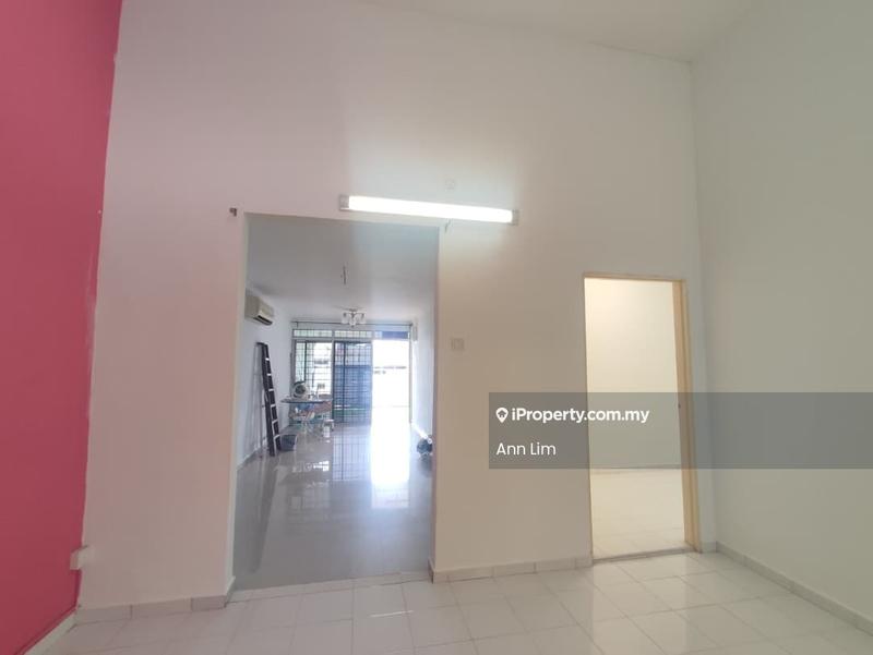 Rumah Teres 1-Tingkat untuk Dijual di Seksyen 51a, Petaling Jaya oleh Ann Lim - Living Room - iProperty.com.my