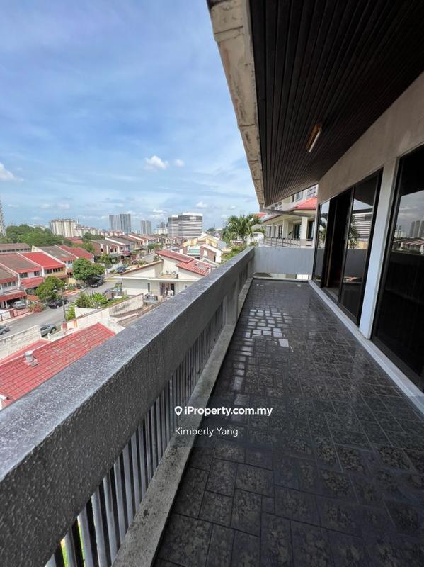 Banglo untuk Dijual di TAMAN DESA-WELL DESIGNED HOUSE, NICE VIEWS!, Taman Desa oleh Kimberly Yang - iProperty.com.my