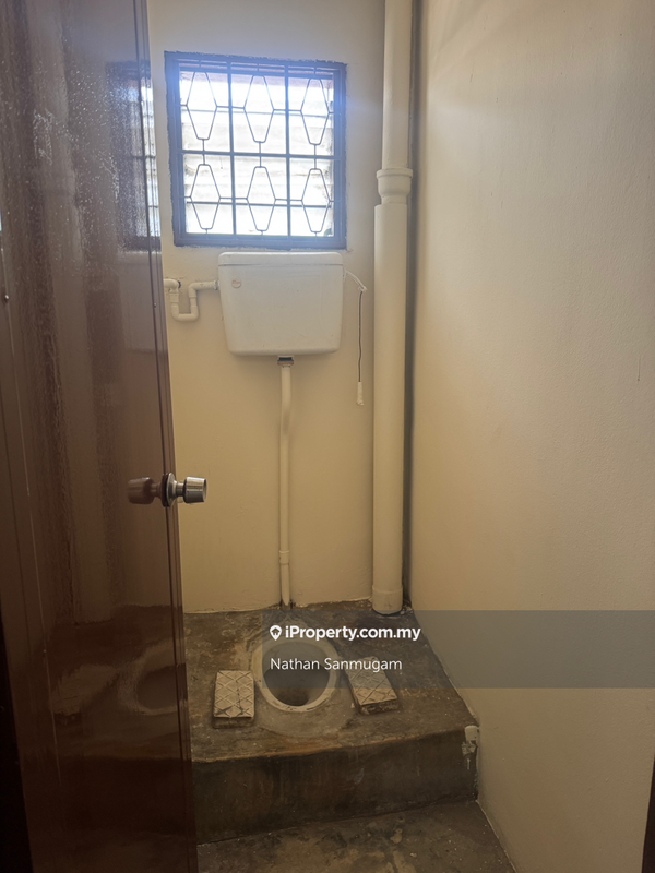 For Rent - Double Storey Shop at Jalan Matang 2, Tmn City KL