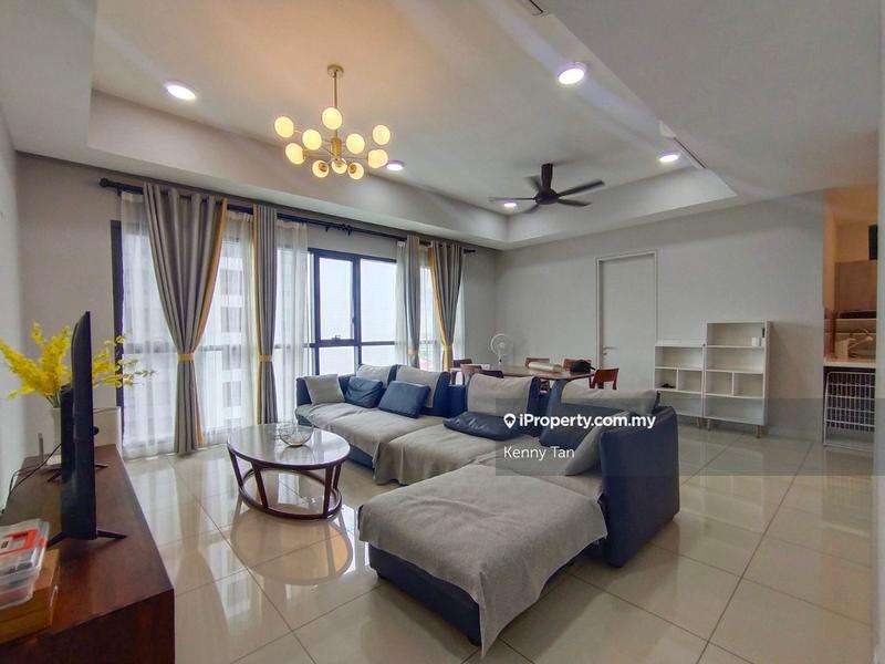 For Sale - Dianthus @ Tropicana Gardens