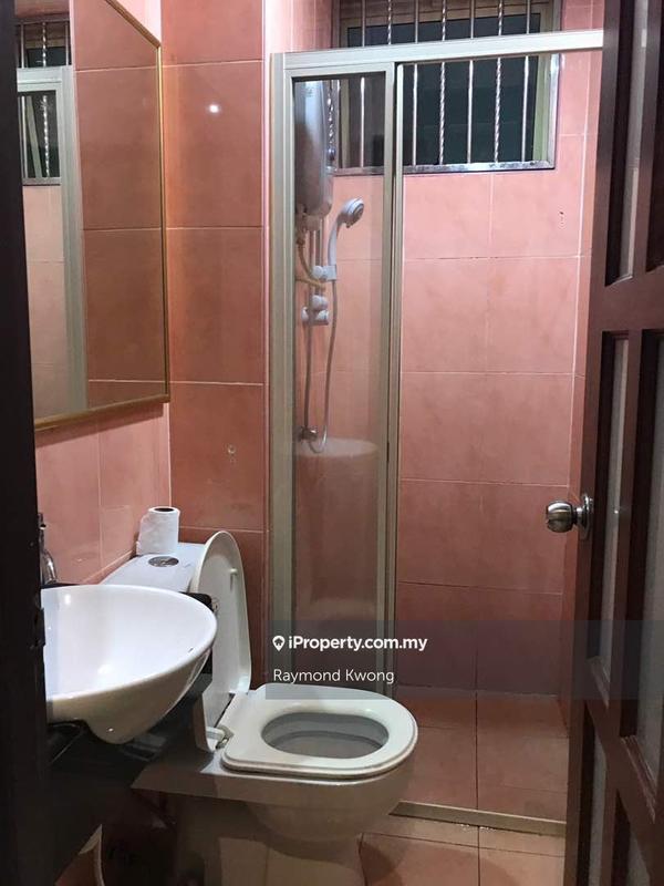 Condominium for Sale in East Lake Residence by Raymond Kwong - iProperty.com.my