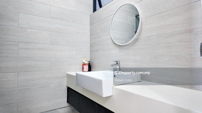 For Sale - Trinity Pentamont