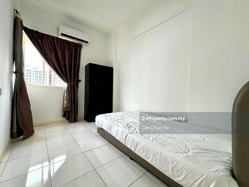 Condominium for Rent in Gold Coast Resort Condominium by Gan Chun Kai - iProperty.com.my