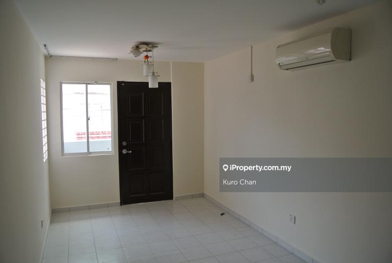 Rumah Teres 2-Tingkat untuk Dijual di Taman Putra Prima, Puchong oleh Kuro Chan - iProperty.com.my