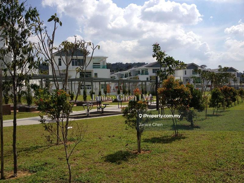 Rumah Berkembar untuk Dijual di Palmiera @ Kinrara Residence, Taman Damai Utama, Puchong oleh Janice Chen - iProperty.com.my