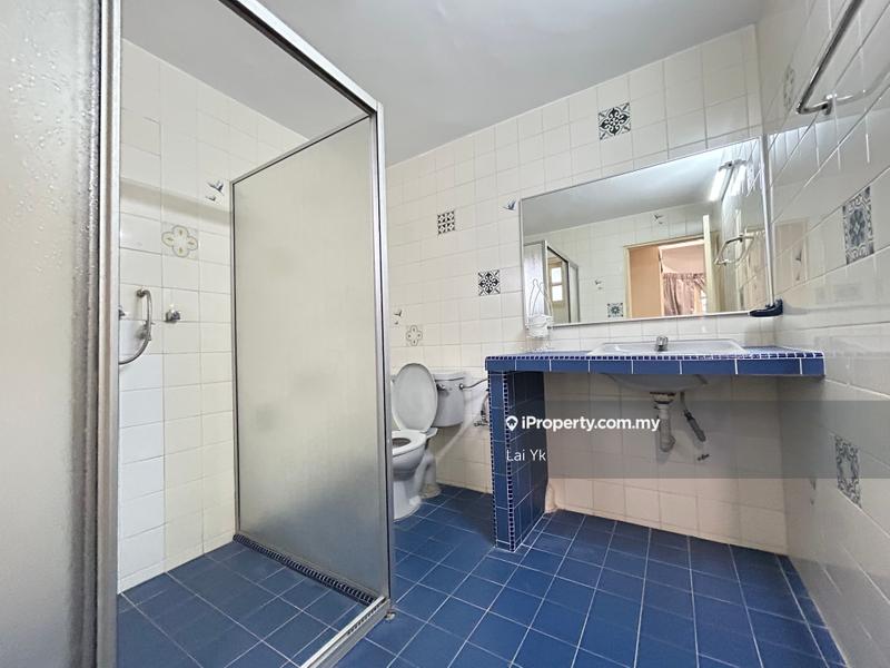 Bungalow House for Sale in SS12, Subang Jaya by Lai Yk - iProperty.com.my