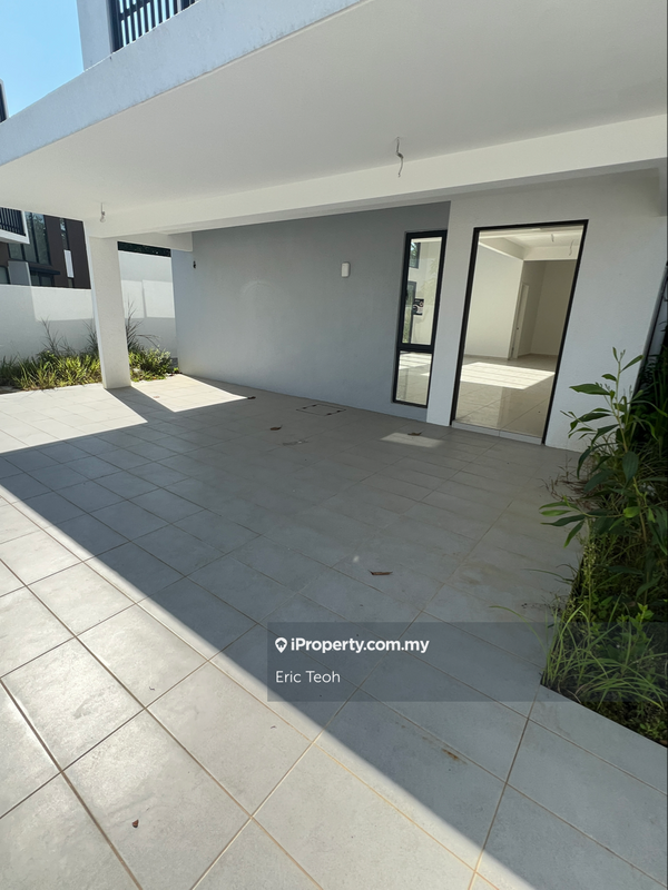 Semi-Detached House for Sale in TTDI Grove, Kajang by Eric Teoh - iProperty.com.my
