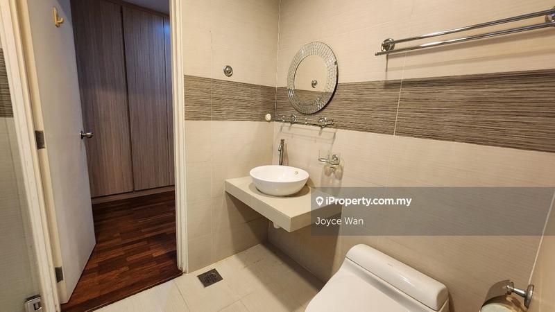 Rumah Berangkai 2 Tingkat untuk Dijual di nu4n6, Damansara Heights oleh Joyce Wan - iProperty.com.my