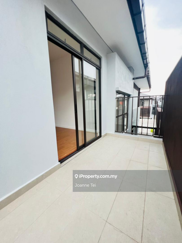 Rumah Teres 3-Tingkat untuk Dijual di Cyberjaya, Selangor oleh Joanne Tei - iProperty.com.my