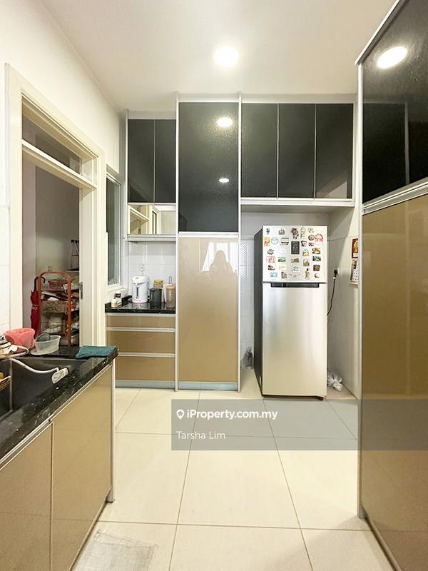 Kondominium untuk Dijual di Surian Residences oleh Tarsha Lim - iProperty.com.my