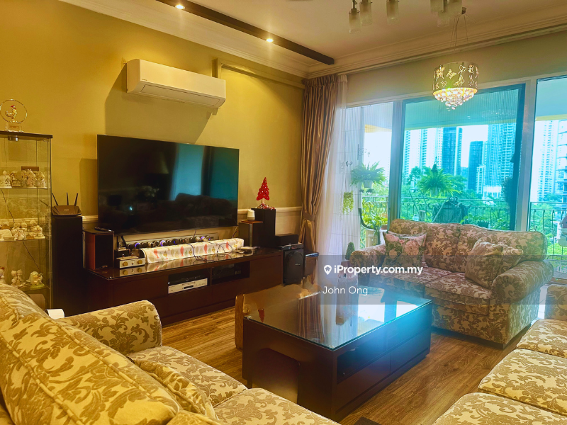 For Sale - La Grande Kiara