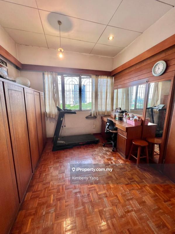 Banglo untuk Dijual di TAMAN DESA-WELL DESIGNED HOUSE, NICE VIEWS!, Taman Desa oleh Kimberly Yang - iProperty.com.my