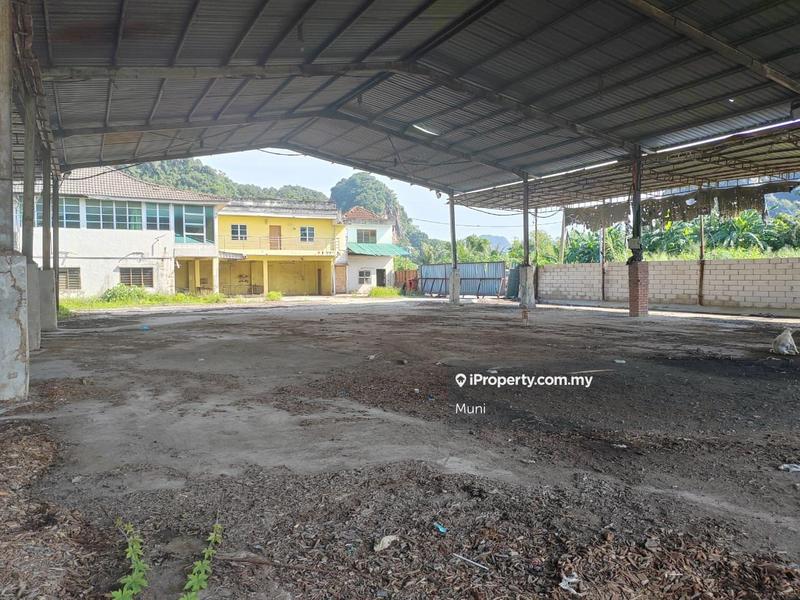 For Sale - Factory lot with office block