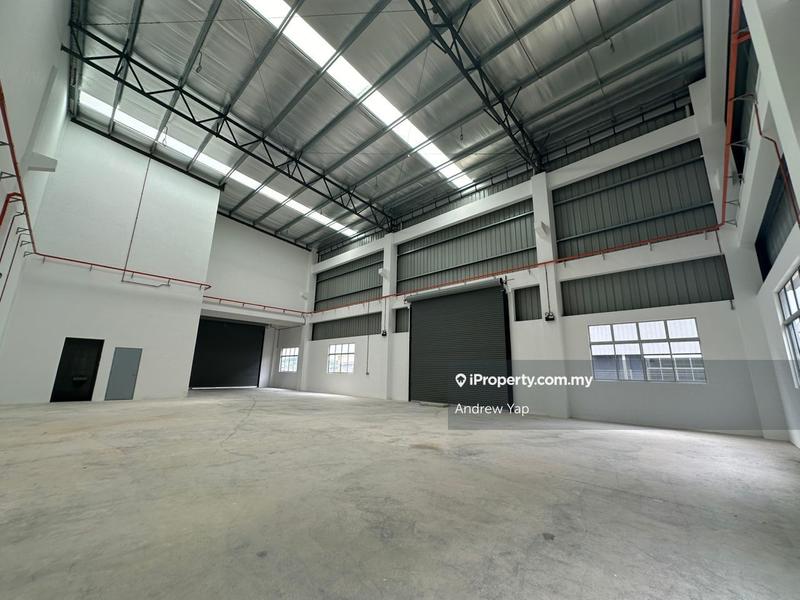 Kilang Berkembar untuk Dijual di SERI PUTRA, BUKIT MAHKOTA, KUALA KLAWANG, LENGGENG, Nilai oleh Andrew Yap - iProperty.com.my