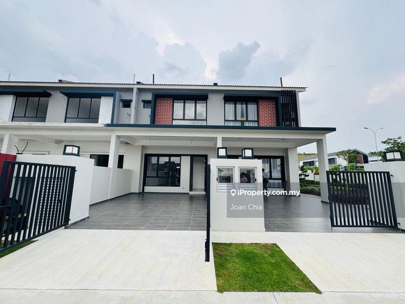 Rumah Teres 2-Tingkat untuk Dijual di Austin Crest, Johor Bahru oleh Joan Chia - iProperty.com.my