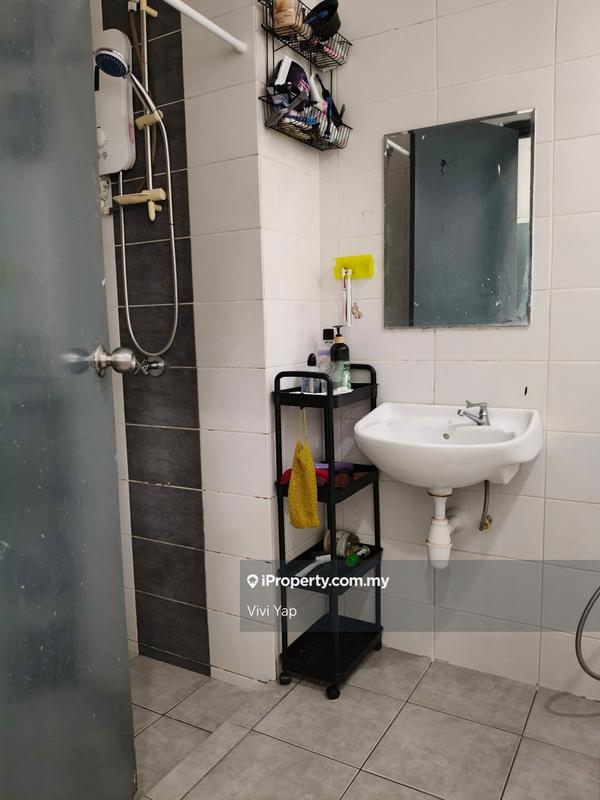 Service Residence for Sale in Park @ One South by Vivi Yap - iProperty.com.my