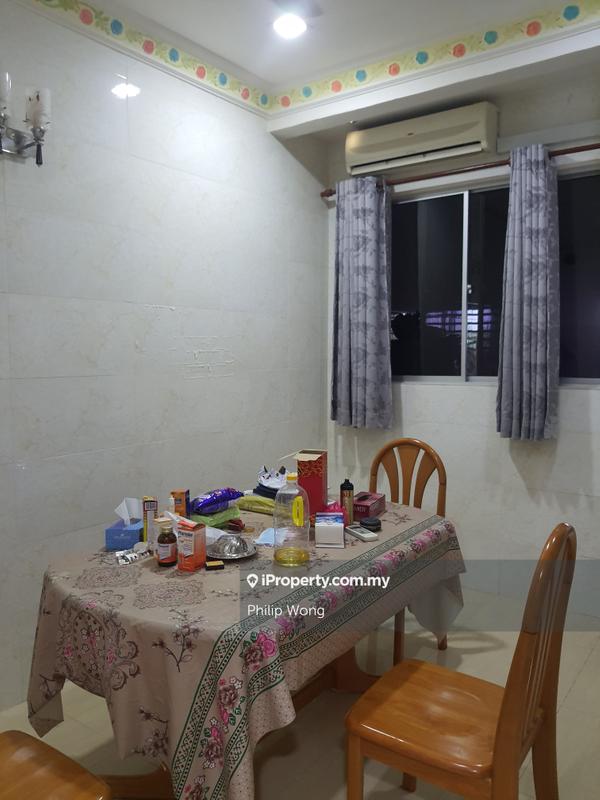 Rumah Berangkai 2 Tingkat untuk Dijual di Taman Equine, Seri Kembangan oleh Philip Wong - iProperty.com.my