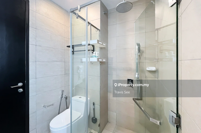 Condominium for Sale in Lakeville Residence by Travis See - iProperty.com.my