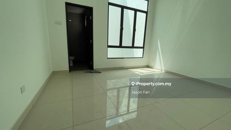 Rumah Berkembar untuk Dijual di Canary Garden, Bandar Bestari, Klang oleh Jason Fan - iProperty.com.my