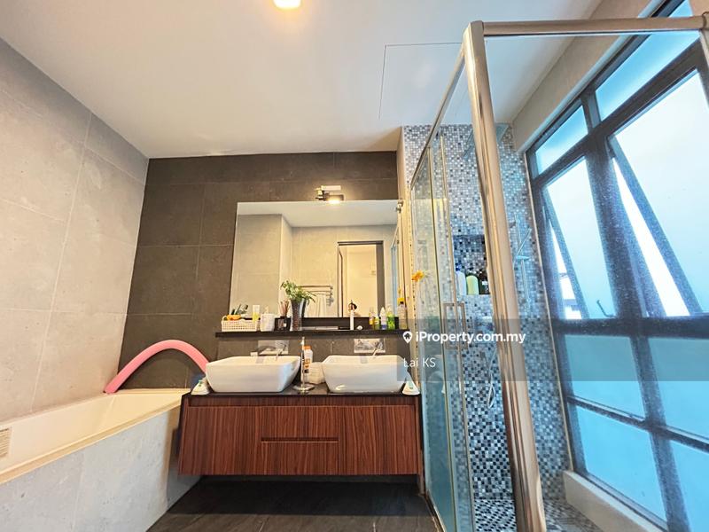 Service Residence for Sale in Isola by Lai KS - iProperty.com.my