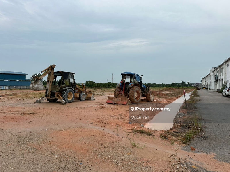 For Sale - Pontain medium industrial land