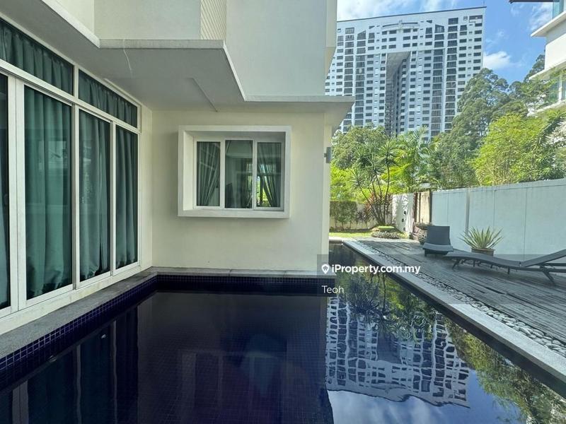 For Sale - Flora Murni