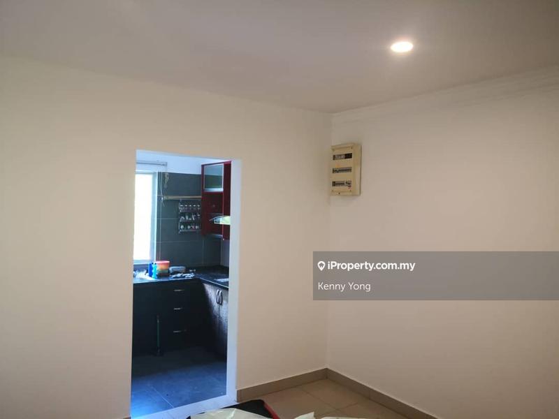 Townhouse for Sale in Kelana Jaya, Petaling Jaya by Kenny Yong - iProperty.com.my