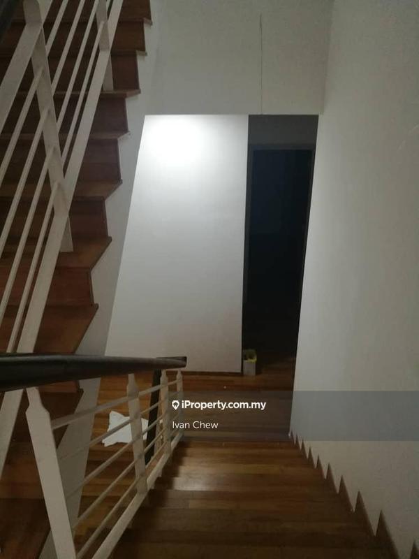 4.5-storey Terraced House for Sale in Taman Overseas Union (Taman Oug), Jalan Klang Lama (Old Klang Road) by Ivan Chew - iProperty.com.my
