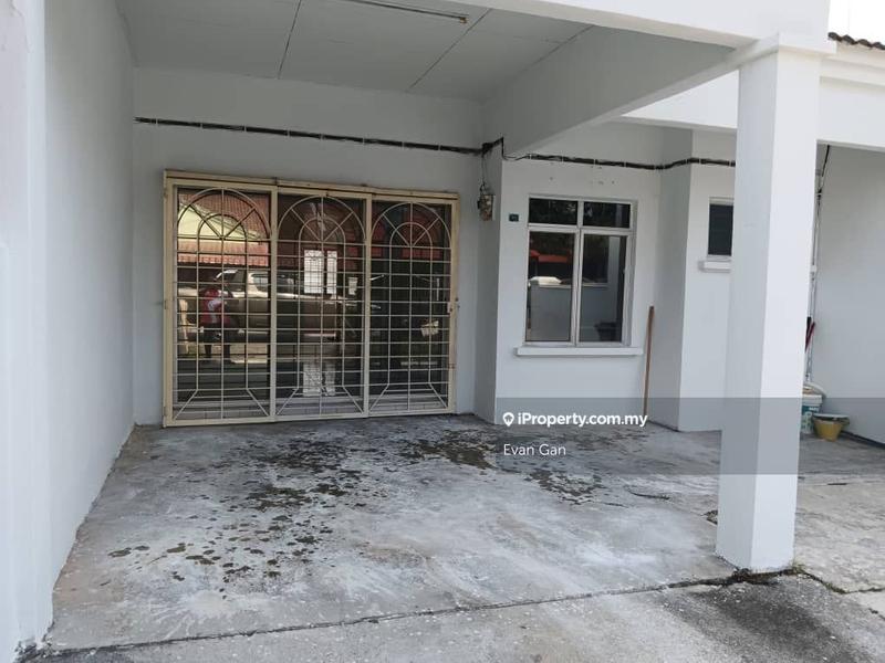 1-storey Terraced House untuk Dijual di Taman Merdeka, Batu Berendam oleh Evan Gan - iProperty.com.my
