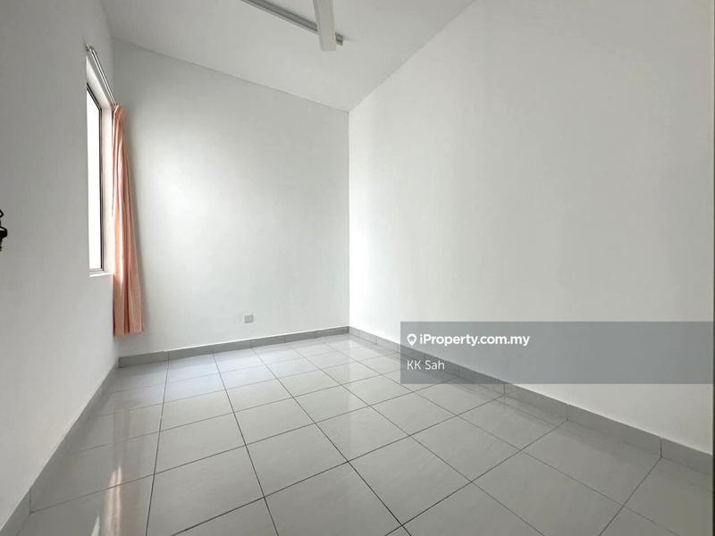Townhouse for Sale in Taman Semenyih Mewah, Semenyih by KK Sah - iProperty.com.my