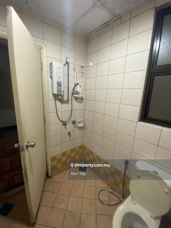 Condominium for Sale in Armanee by Alex Yap - iProperty.com.my